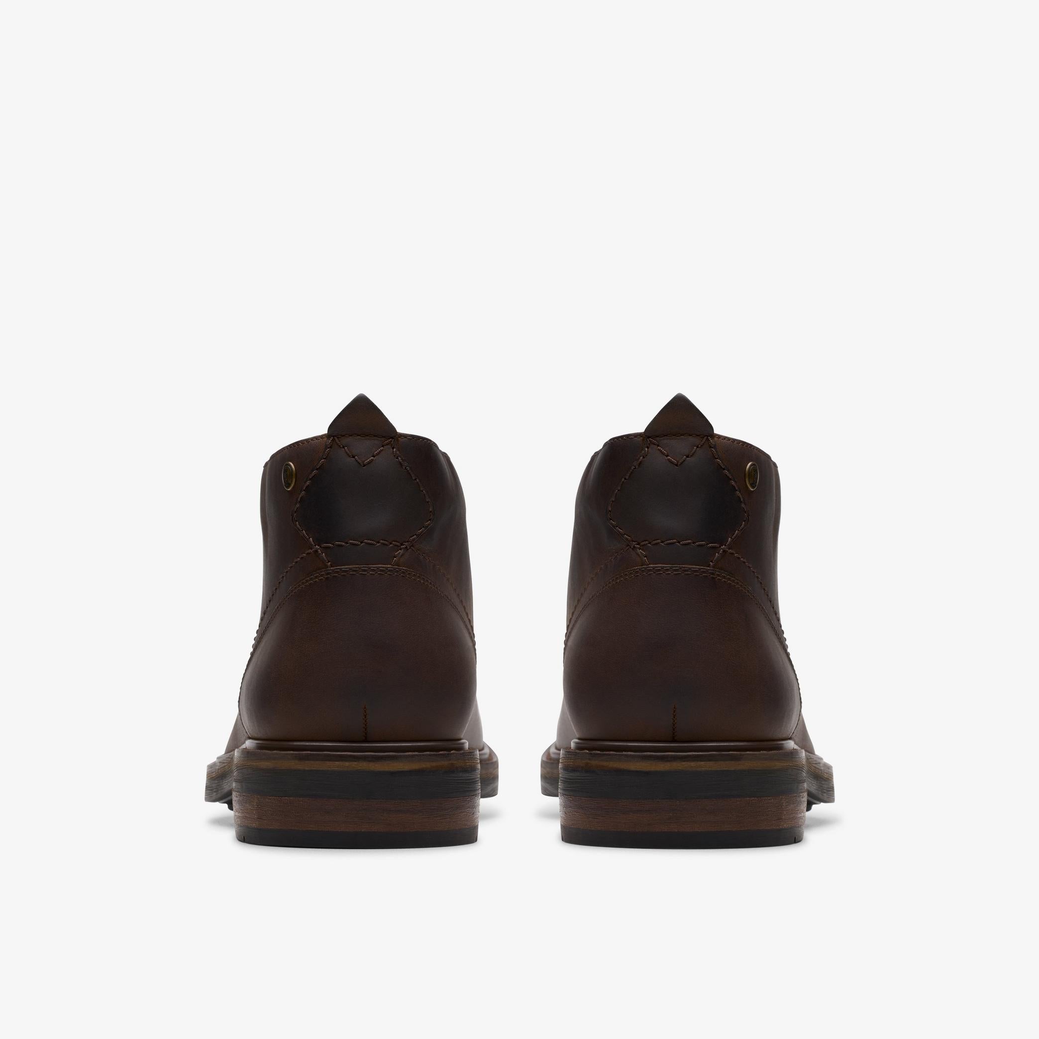 Clarks Eastford Mid Stivaletto Uomo - Pelle Morbida, Suola Sintetica, Plantare Ortholite, Amichevole Aeroporto