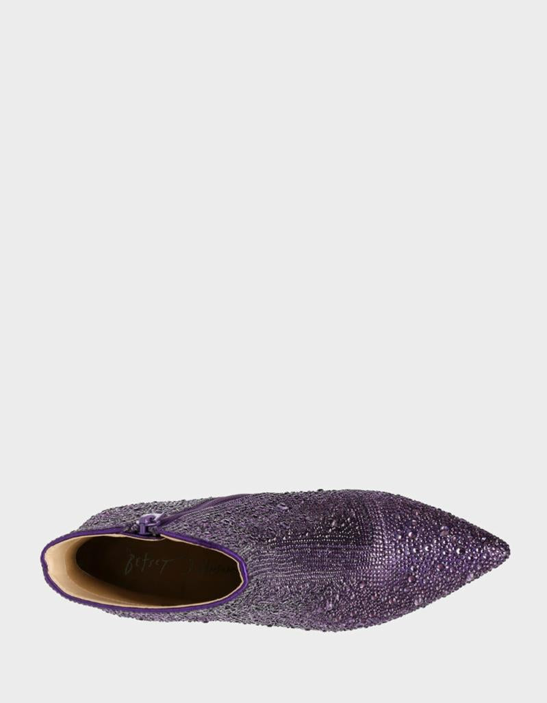 Betsey Johnson SB-Cady SOLE DESIRE // RUN NEWPORT Betsey Johnson SB-Cady SOLE DESIRE // RUN NEWPORT